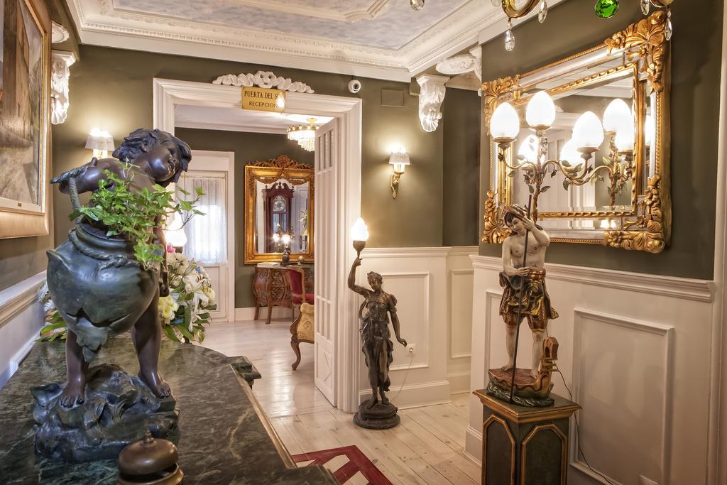 Hostal Boutique Puerta Del Sol توريلافيجا المظهر الخارجي الصورة