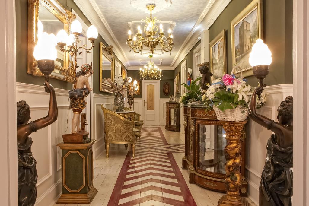 Hostal Boutique Puerta Del Sol توريلافيجا المظهر الخارجي الصورة