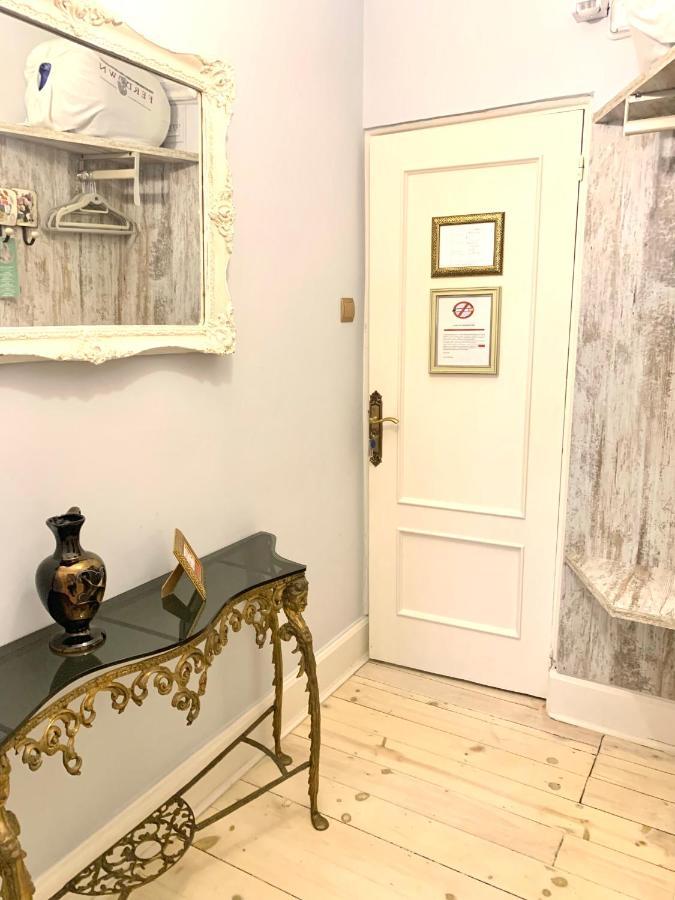 Hostal Boutique Puerta Del Sol توريلافيجا المظهر الخارجي الصورة