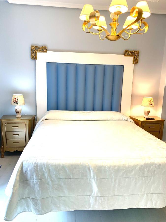 Hostal Boutique Puerta Del Sol توريلافيجا المظهر الخارجي الصورة