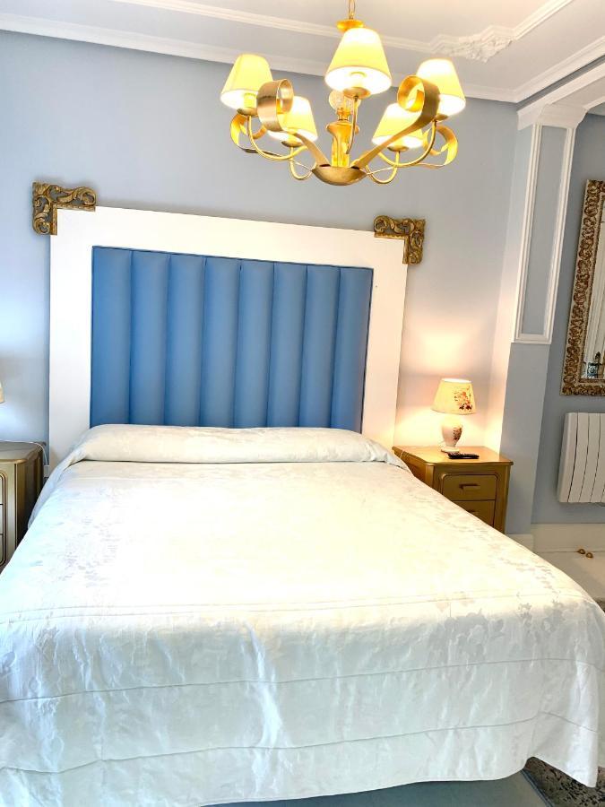 Hostal Boutique Puerta Del Sol توريلافيجا المظهر الخارجي الصورة